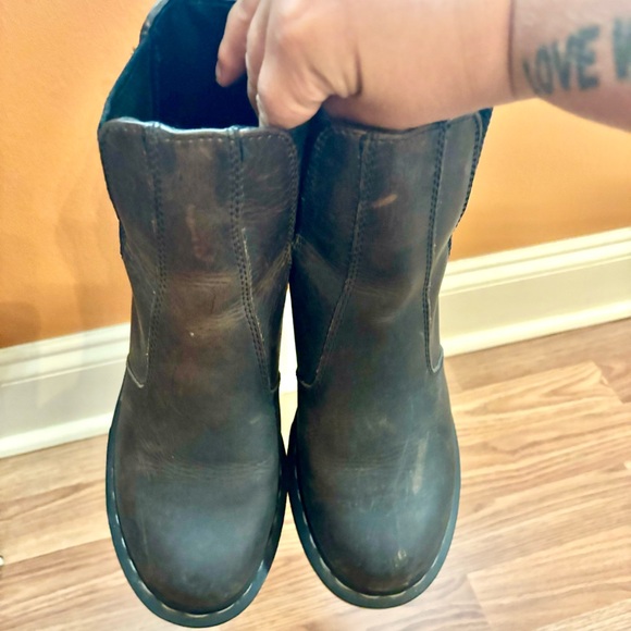 Women’s Dr. Martens Cadence Brown Leather Chelsea Boot - Picture 6 of 16
